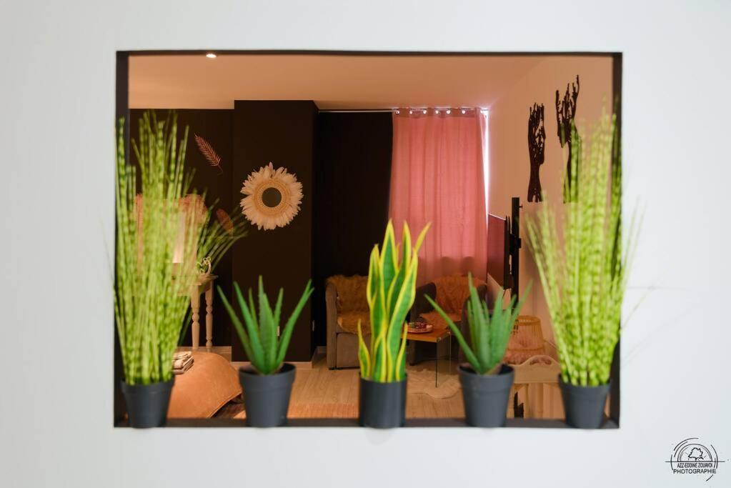 Suite Le Cocoon & Spa By Nancyintimelounge Bagian luar foto